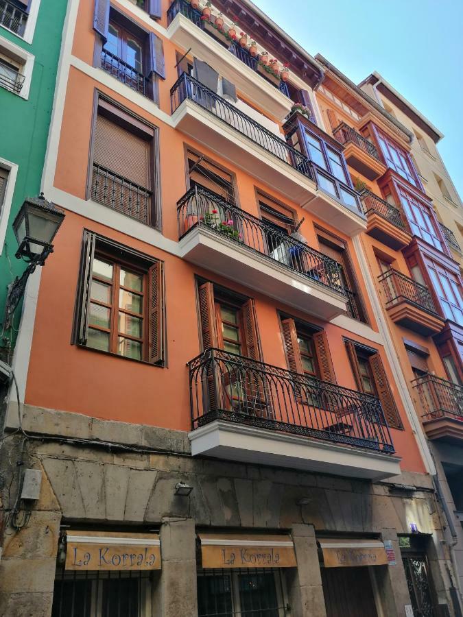 Casco Viejo Tradicion Pinchos Y Gastronomia Apartment Bilbao Exterior photo